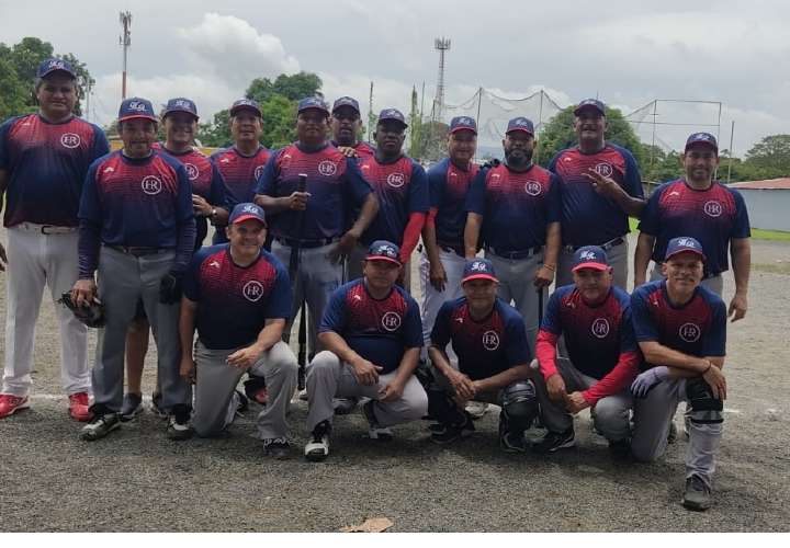 Softbol de 50 años y más de Panamá Este continúa este domingo 