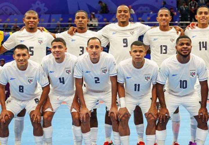 Selección de futsal de Panamá previo a su debut mundialista. Foto: Fepafut