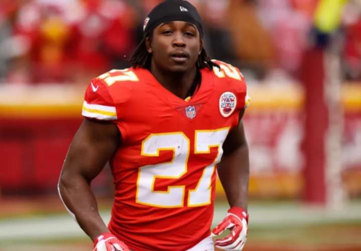 Hunt regresa a los Kansas City Chiefs