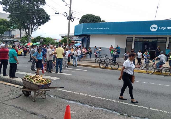 Falla en sistema demoró pago a jubilados