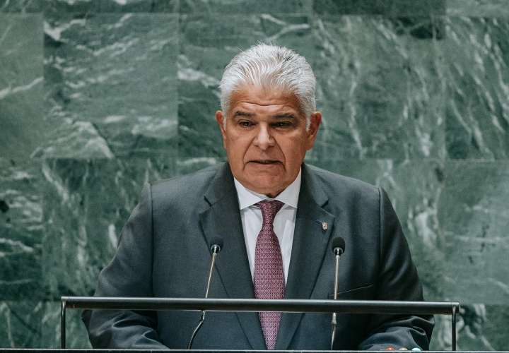 Mulino se tira un discurso con huevos ante la ONU