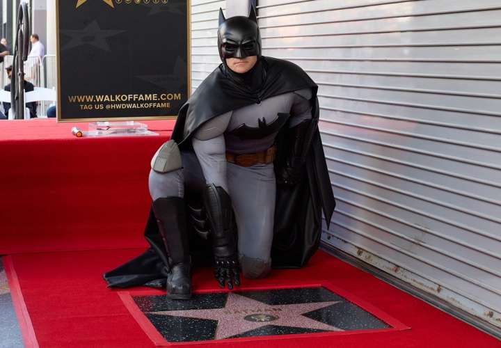 Batman, primer superhéroe con una estrella en el Paseo de la Fama