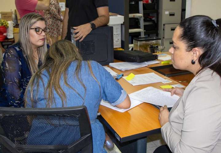 Fiscal inspecciona junta comunal