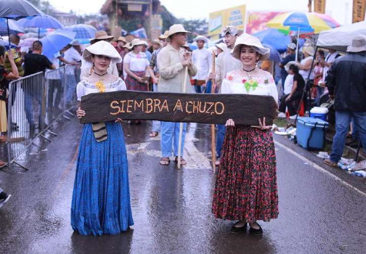 Ministerio de Cultura en Festival de la Mejorana