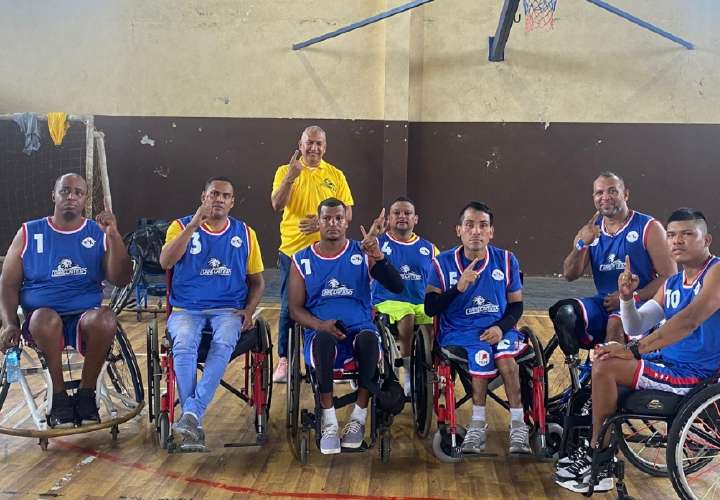 Correcaminos de Colón ganan torneo de básket en silla de ruedas 3x3