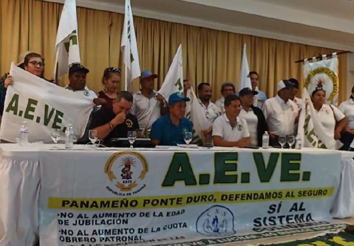 Gremios magisteriales reiteran marcha y cuestionan operativo contra docentes