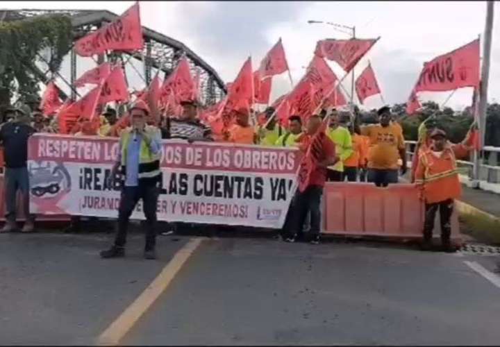 Defensoría: gobierno de "Nito" violó derechos al cerrar cuentas al SUNTRACS 