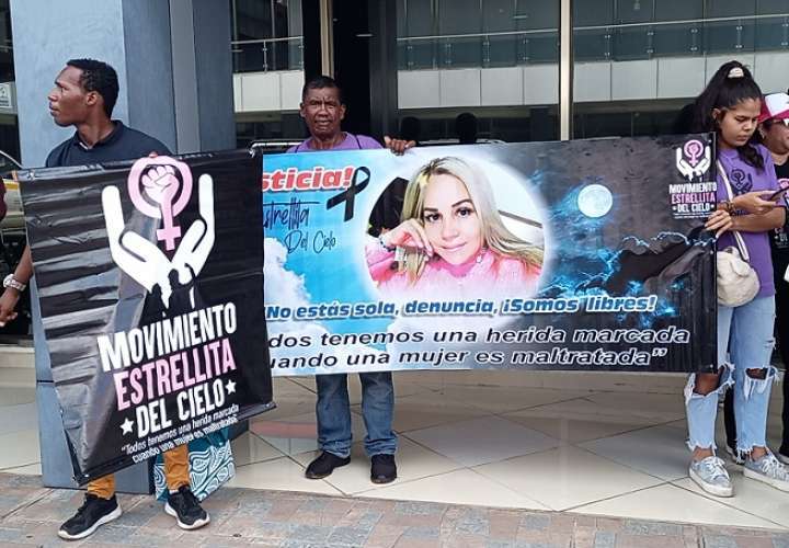 Familiares reclaman justicia por el asesinato de Estrella.