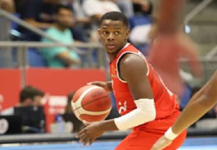 Iverson Molinar, quien actualmente juega en la Liga de Baloncesto de Israel, volverá a representar a la selección nacional de baloncesto.