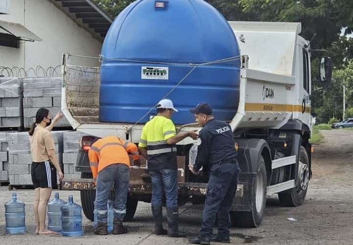 El Idaan está suministrado agua a través de carros cisternas. (Foto: Ilustrativa)