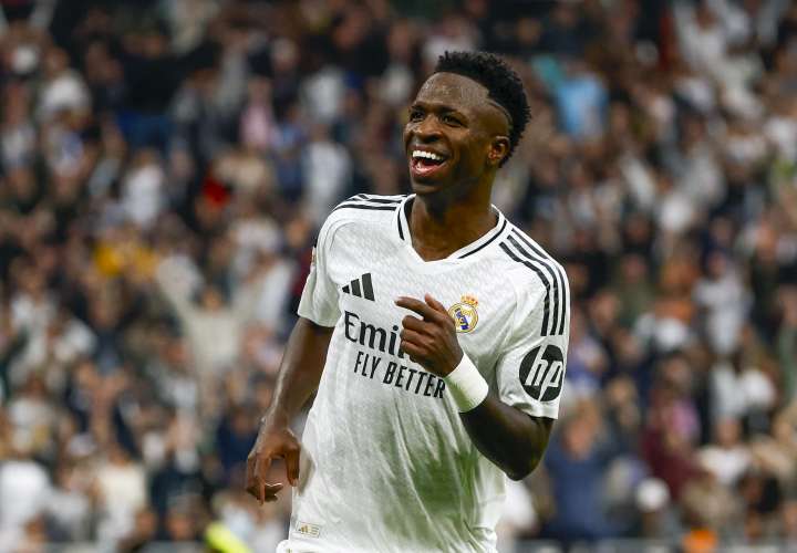 El delantero brasileño del Real Madrid Vinicius Junior celebra uno de sus goles. /Foto: EFE