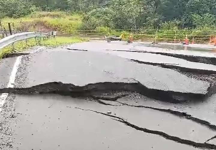 Sinaproc eleva alerta roja por potencial ciclón 