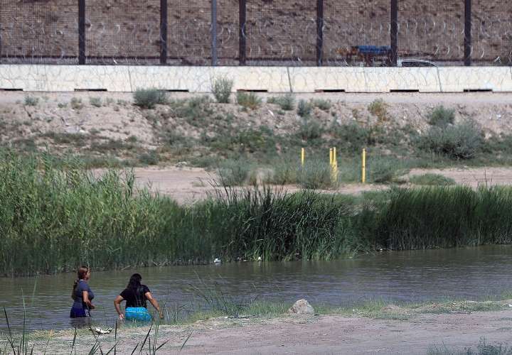 Texas ofrece 500 hectáreas para un centro de deportación