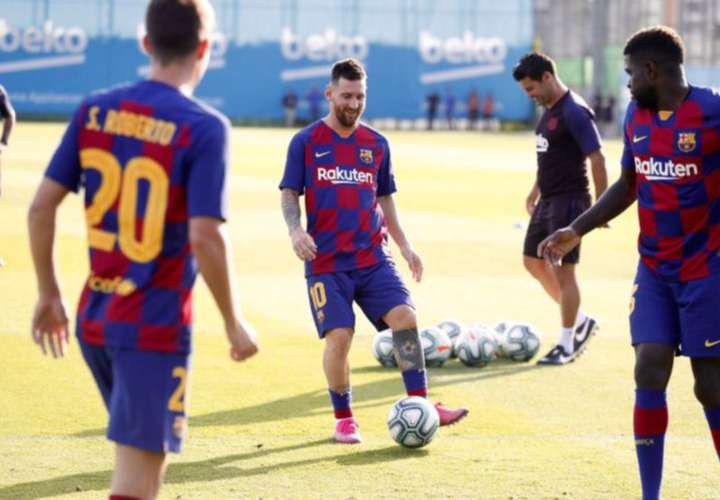 Lionel Messi vuelve a entrenar