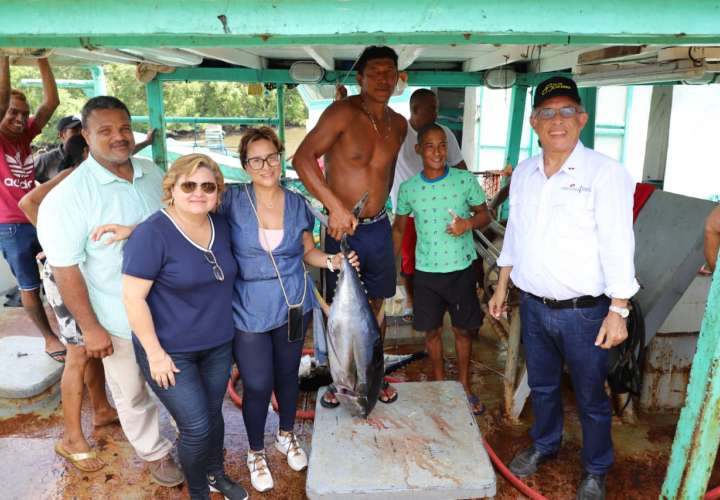 Autoridades se reunieron con el sector pesquero de David