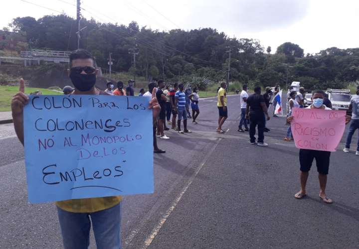 Colonenses protestan y piden empleo a Cortizo