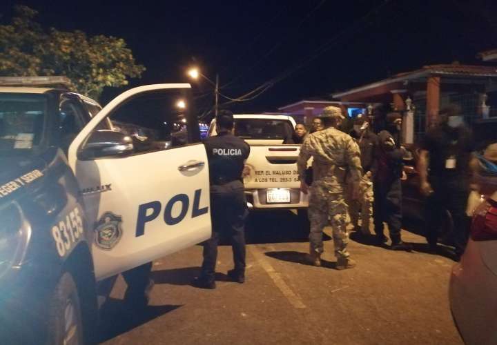 Policías retienen a 18 personas en Panamá Oeste  