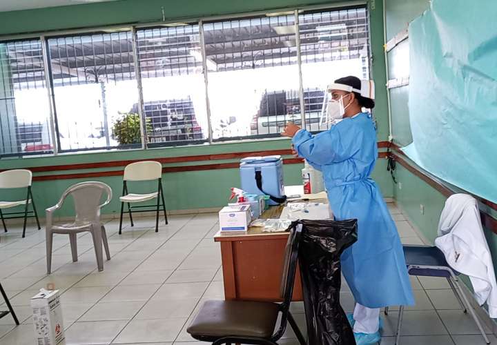 Panamá aplicará segunda dosis a quienes se vacunaron en el extranjero 