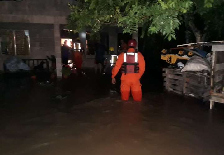  40 viviendas afectadas por el desbordamiento de la Quebrada Quija.
