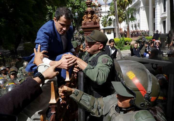 Panamá condena que le impidieran ingresar a Guaidó a la Asamblea venezolana