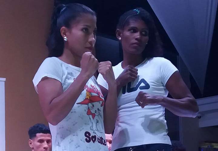 La panameña Laura Ledezma (izq.) y la colombiana María Andrea Miranda pelearán a 8 asaltos y 122 libras.
