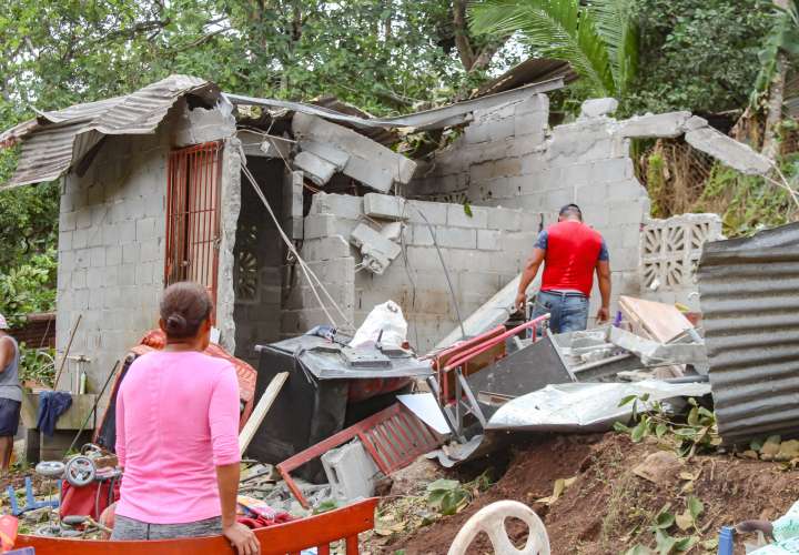 86 casas afectadas en Arraiján por fuerte lluvia, vientos y granizo
