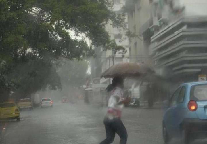 Emiten aviso de prevención por lluvias hasta el lunes