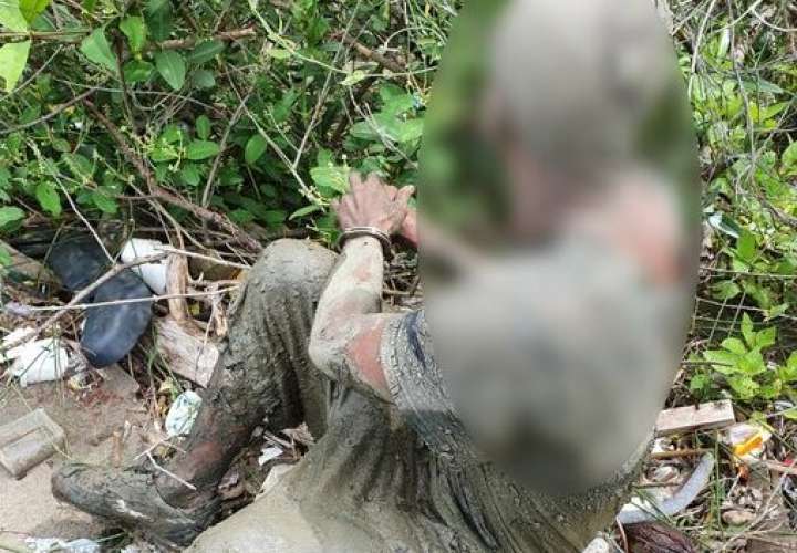 Agarran a hombre con 361 paquetes de droga por manglar en Costa del Este