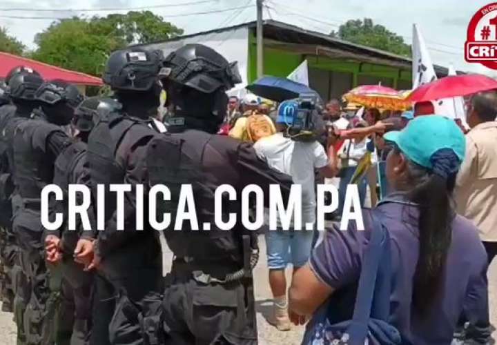 Marcha de docentes en Veraguas es interceptada por policías [Video]