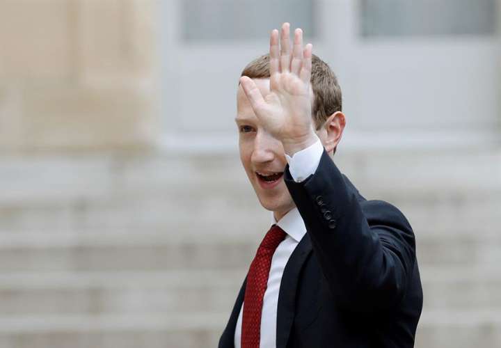 En la imagen aparece el presidente de Facebook, Mark Zuckerberg. EFE