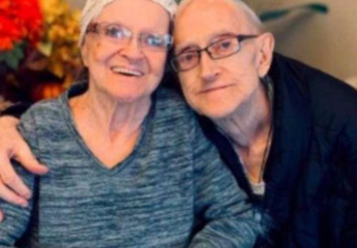 Después de 52 años juntos, abuelitos mueren el mismo día por coronavirus 