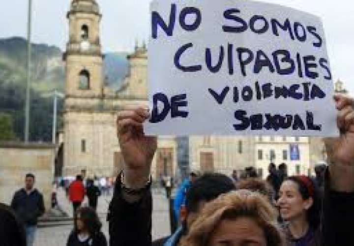 Colombia reivindica dignidad de víctimas de violencia sexual en el conflicto