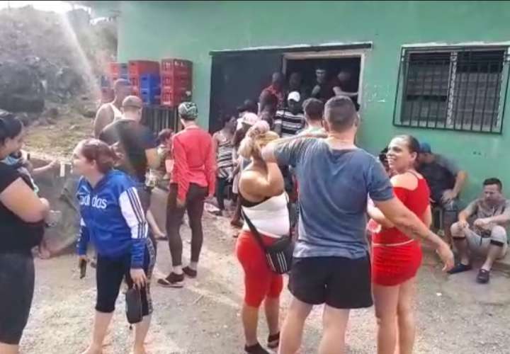 El Ministerio de Salud en Chiriquí planifica un plan de contingencia para atender a los cubanos y migrantes de otras nacionalidades que están en el albergue. Foto: José Vásquez