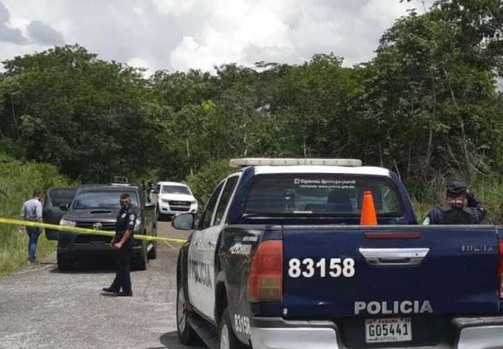 Encuentran cadáver dentro de auto en zona boscosa en Algarrobos, Chiriquí 