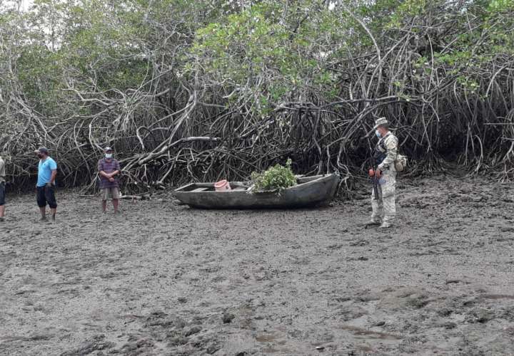 Lancha se voltea en Punta Arenita, uno de sus ocupantes muere