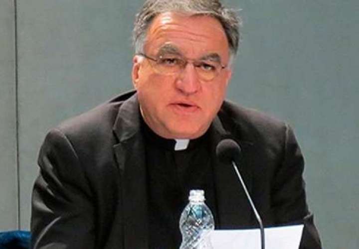Según informó el padre Thomas Rosica, la pregunta original no menciona el caso de las uniones homosexuales. Foto: ACI Prensa