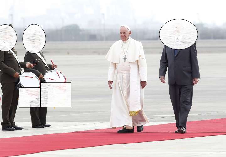 Papa pisará alfombra de $14 mil cuando llegue a Panamá 