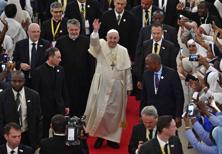 Papa aplaude acuerdo de paz en Mozambique en un mundo lleno de guerras (Video)