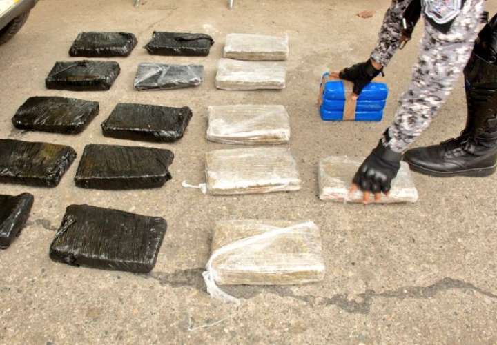 Sacan 119 paquetes de droga en Colón y San Miguelito