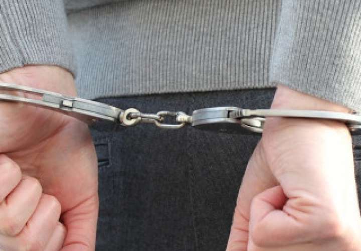 Imponen medida arresto domiciliario a mujer aprehendida en operación COVID-