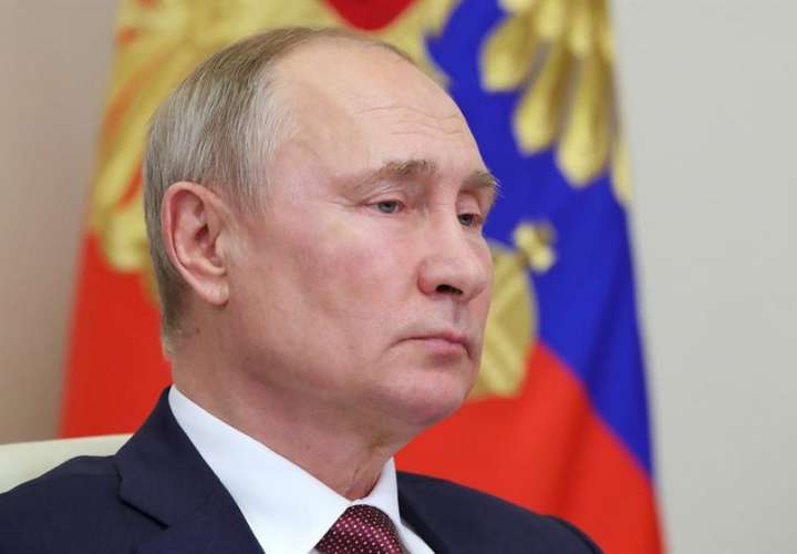 En la imagen aparece el presidentes de Rusia, Vladímir Putin. EFE