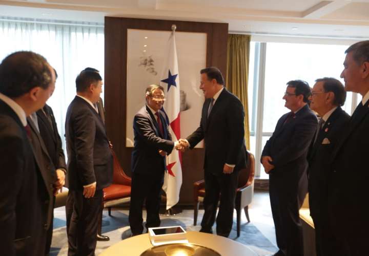 Empresas chinas confirman al presidente Varela el positivo ambiente de inversión