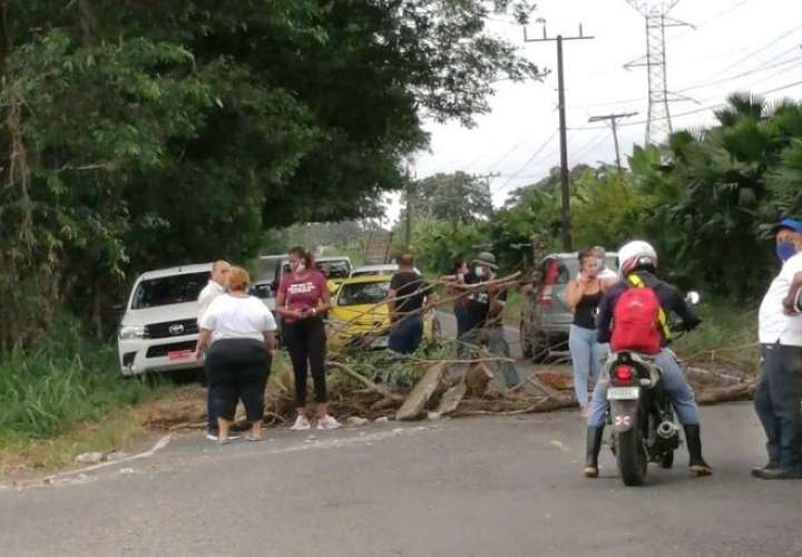 Familiares de detenidos temen contagio de Covid-19 en cárcel de Bocas