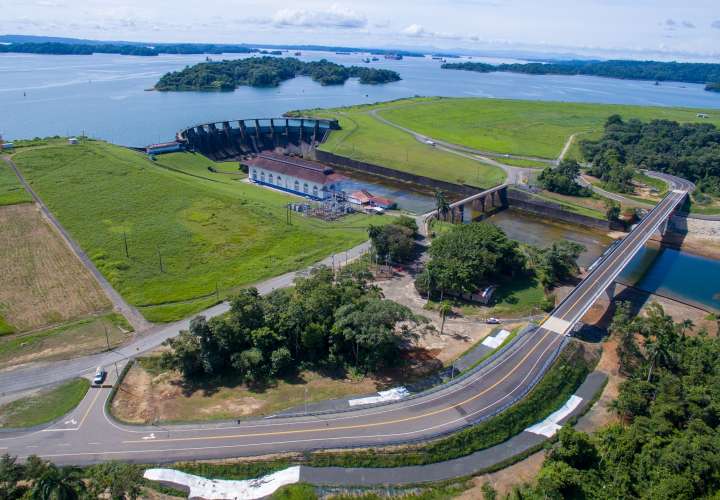  Nuevo puente sobre represa de Gatún abre al tránsito vehicular
