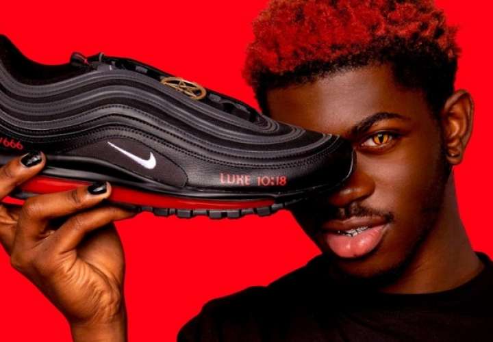  Nike presenta una demanda contra las deportivas satánicas de Lil Nas X