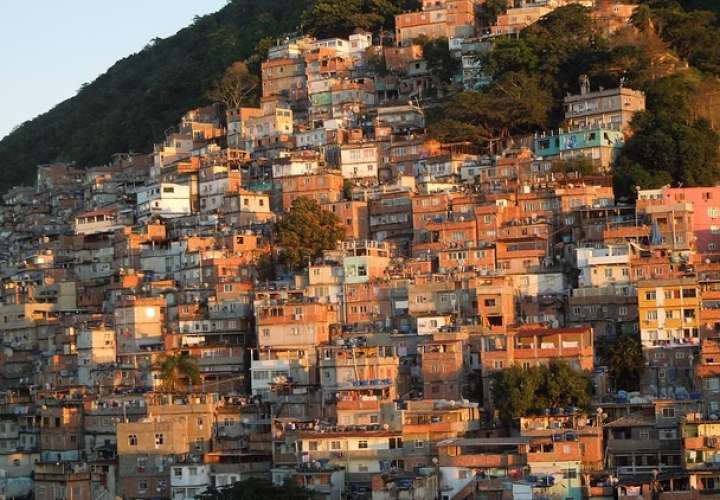 Encuentran en favela de Río a modelo desaparecida hace 1 año en Nueva York