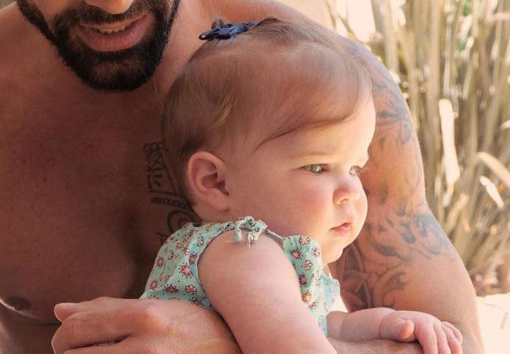 ¡Qué linda! Ricky Martin presenta la primera foto de su hija Lucia