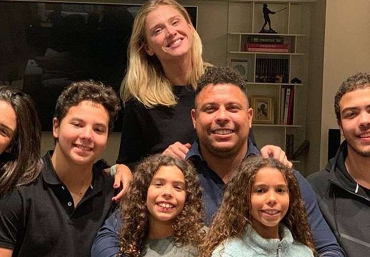 Ronaldo Nazario será papá por quinta vez y luego de someterse a una vasectomía