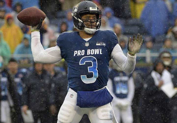 Russell Wilson es actualmente el &quot;quarterback&quot; de los Seattle Seahawks. Foto: AP