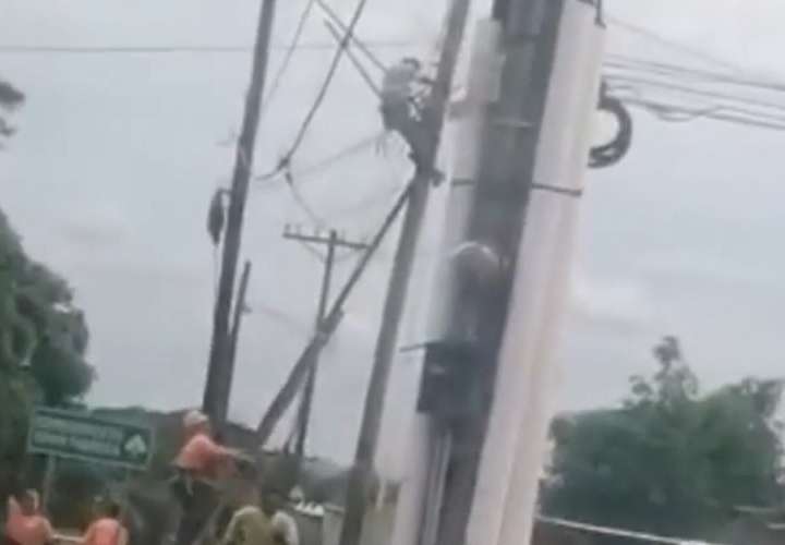 Trabajador casi se muere electrocutado en Veraguas; fue auxiliado